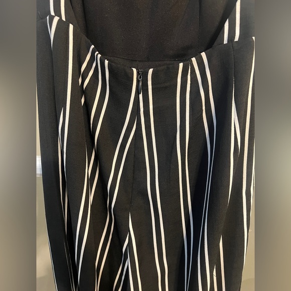 HYFVE Black and White Striped Halter Wide-Leg Jumpsuit - Picture 7 of 8